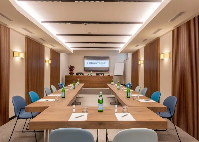 Hotel H10 Palazzo Galla 4*