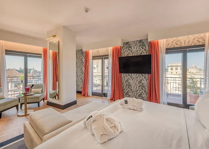H10 Palazzo Galla Rome