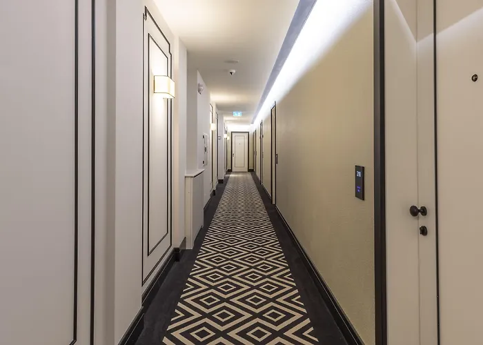 H10 Palazzo Galla 4*